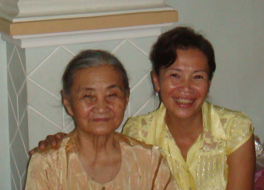 The maternal grandmother and Aunt #10